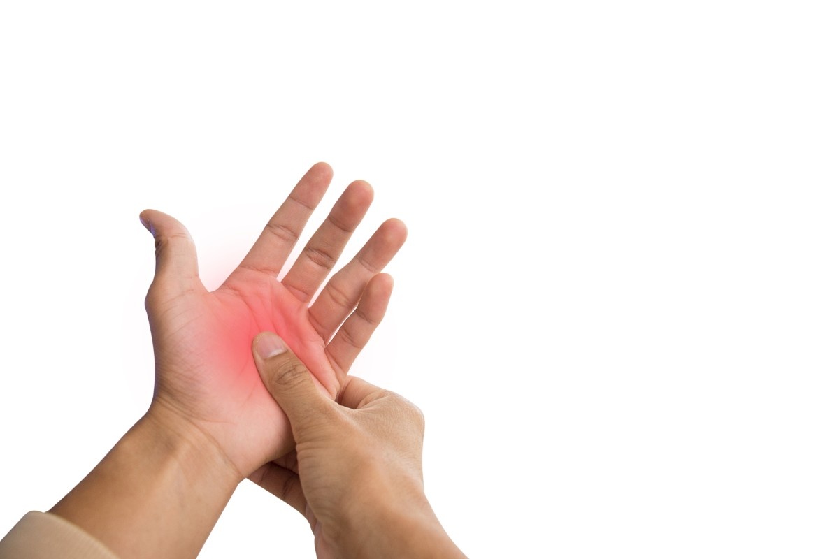 carpal tunnel syndrome surgeon in Thrissur